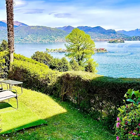 アパート Marina *